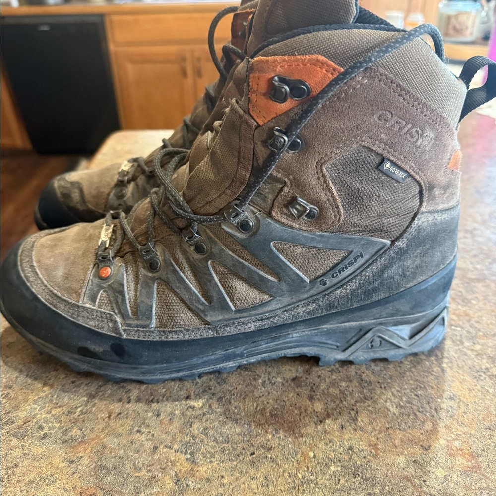 Men's Crispi Hiking Boots